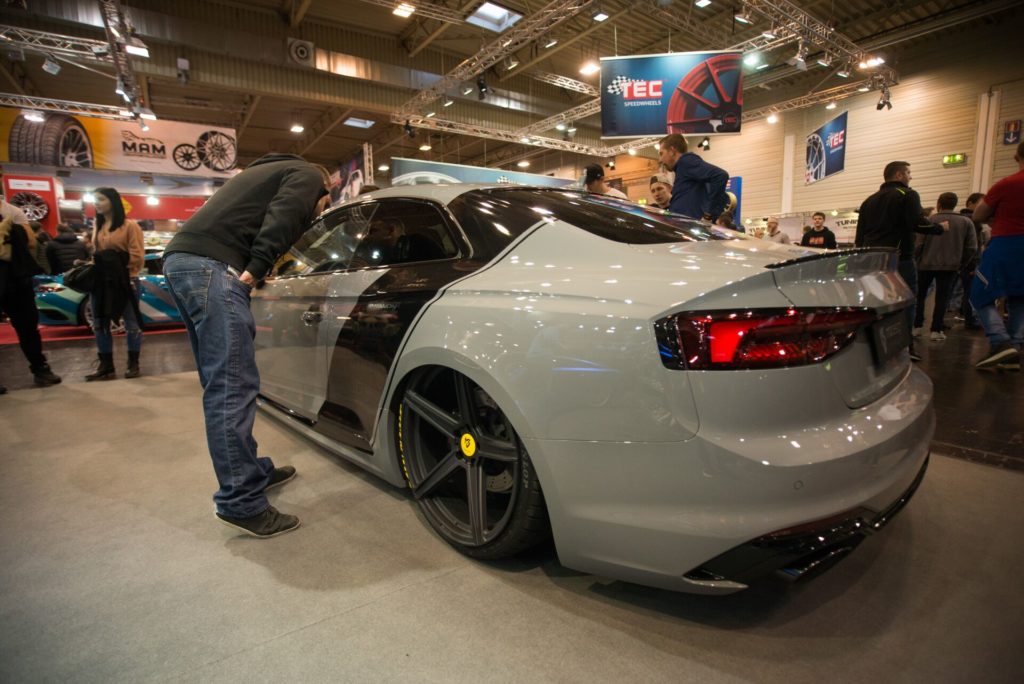 Essen Motorshow Aussteller: MB Design präsentiert den Audi RS5 mit den beliebten KV1 Felgen.