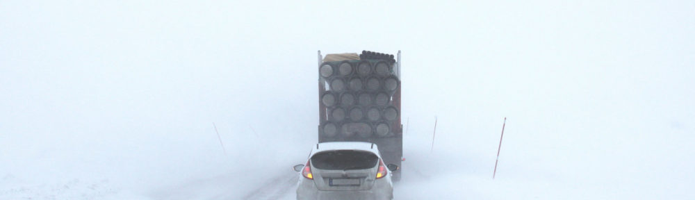Im Winter mit Sommerreifen fahren – Gefahren, Verbote, Versicherung & TÜV