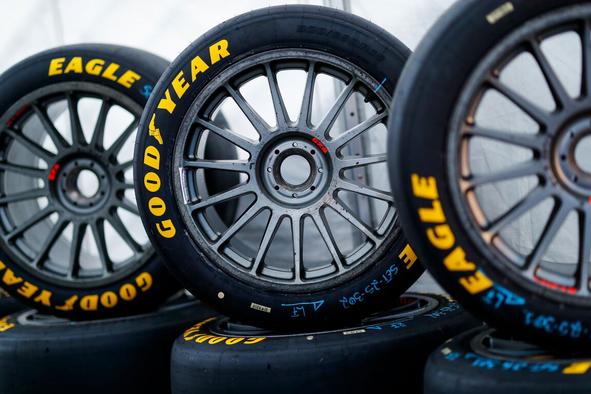 formel_1_reifen_goodyear-eagle-racing-tires